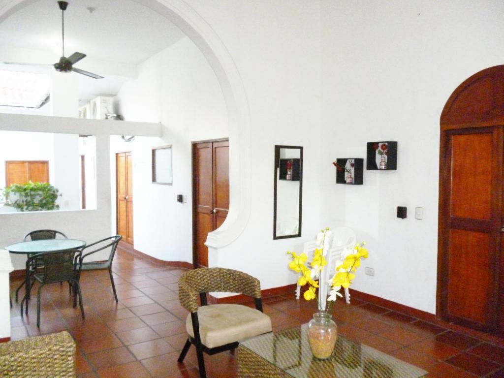 Hostal La Muralla Hotel Cartagena Bagian luar foto