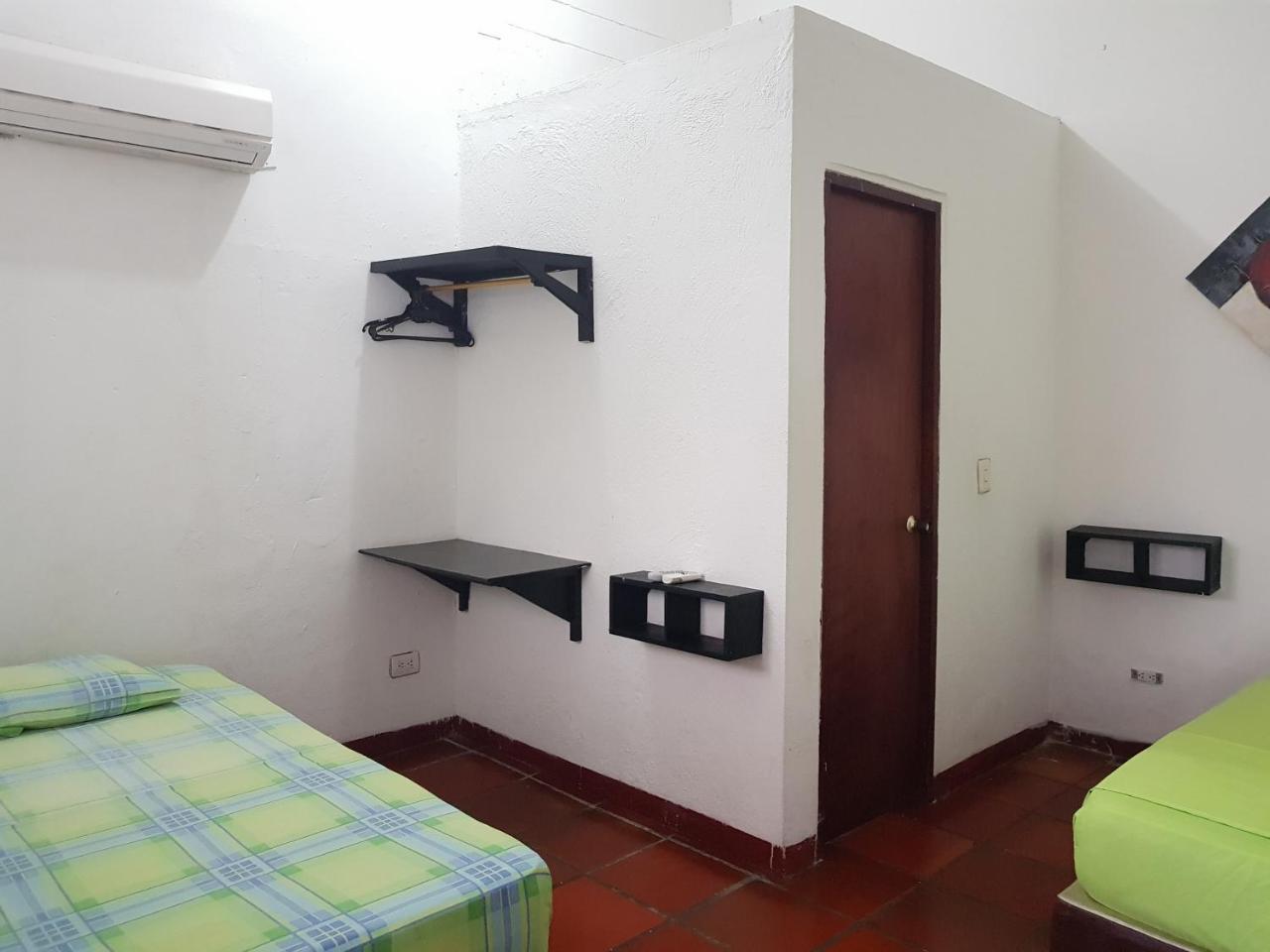 Hostal La Muralla Hotel Cartagena Bagian luar foto